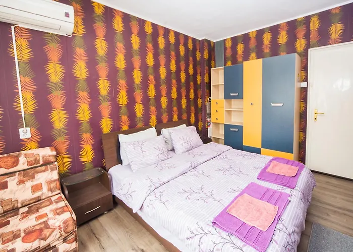 Price - Downtown Flat